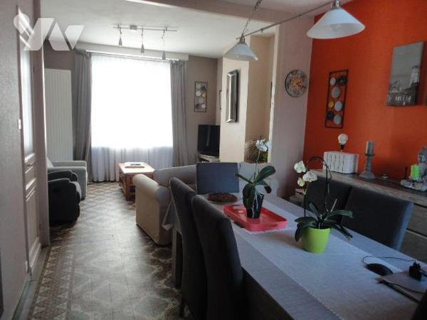 EXCLUSIVITE - A VENDRE sur HAZEBROUCK dans le NORD (59) - MAISON style 1930 sur et avec un terr...