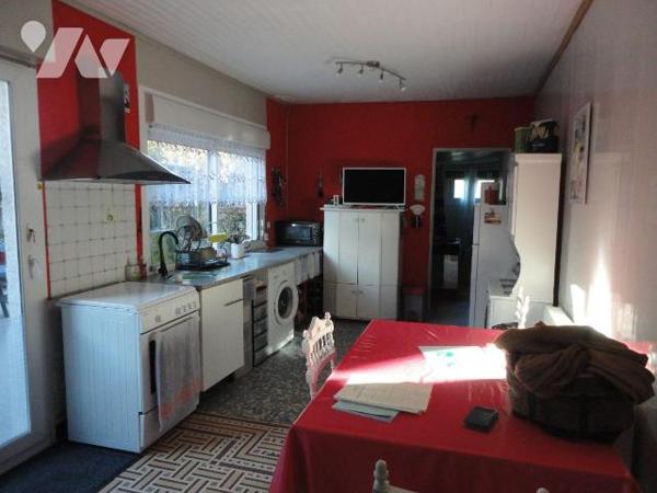 EXCLUSIVITE - A VENDRE sur HAZEBROUCK dans le NORD (59) - MAISON style 1930 sur et avec un terr...