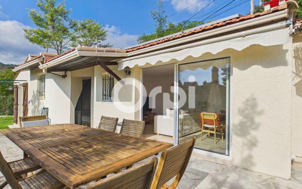 Maison à vendre    4 pièces • 64,96 m2 Mandelieu-la-Napoule