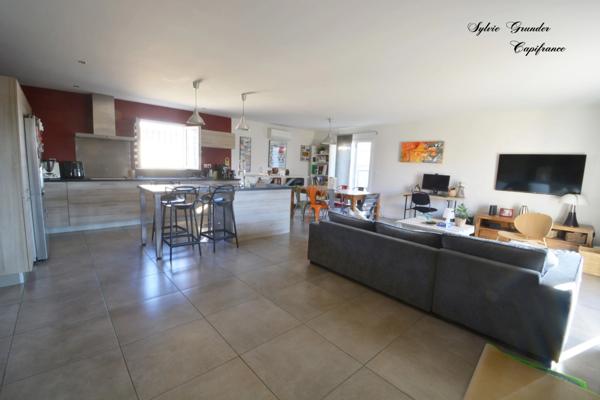 Maison à vendre 5 pièces SAINT MARTIN DE CRAU,541 M² de terrain