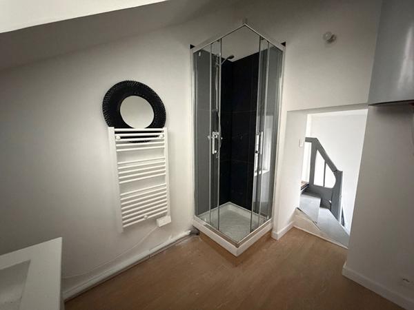 STUDIO SITUE A LOUVIERS DE 60 m2