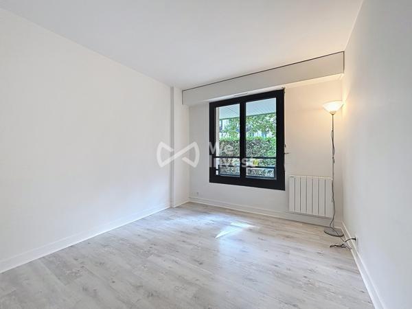 Versailles | Appartement T3 en parfait état avec terrasse, cave et parking