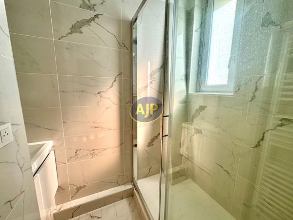 Location appartement Paris 15eme : 2 061 € - AJP Immobilier Paris 15 - Agence Grenelle