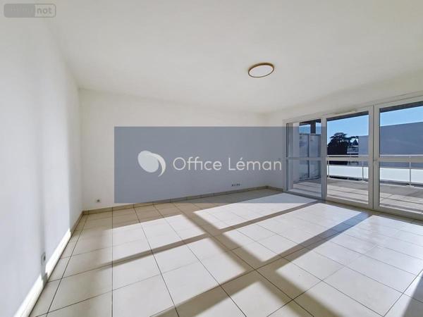 Appartement à vendre à Ferney-Voltaire dans l'Ain (01210), ref : 01047-778