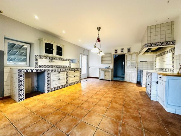 Maison 8 pièces - 225 m²