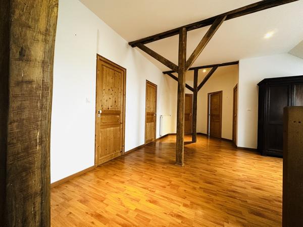 Maison 8 pièces - 225 m²