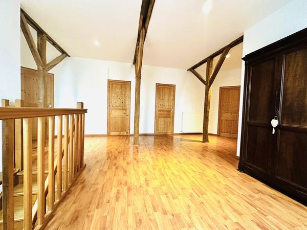 Maison 8 pièces - 225 m²