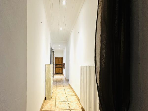 Maison 8 pièces - 225 m²