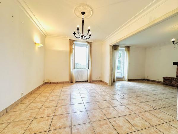 Maison 8 pièces - 225 m²