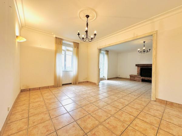 Maison 8 pièces - 225 m²