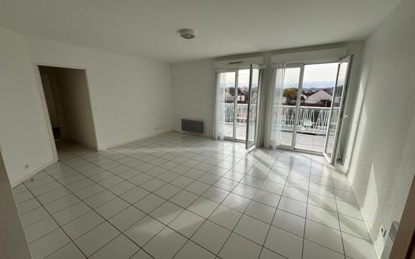 Appartement à vendre    3 pièces • 69 m2 Pau