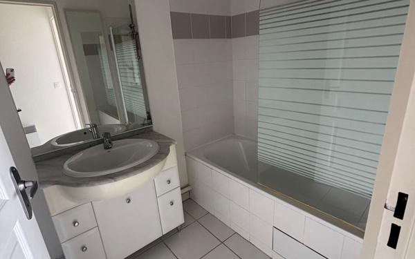 Appartement à vendre    3 pièces • 69 m2 Pau