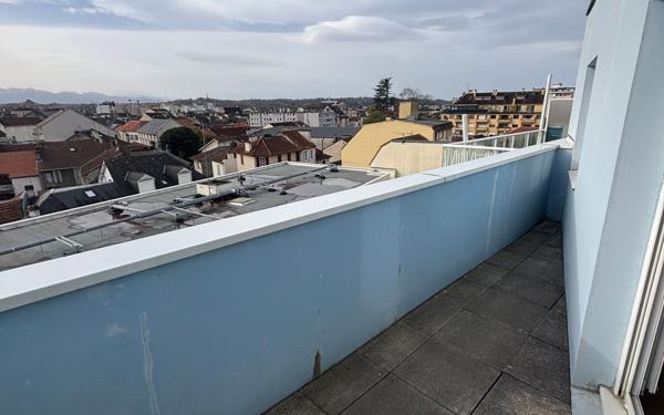 Appartement à vendre    3 pièces • 69 m2 Pau
