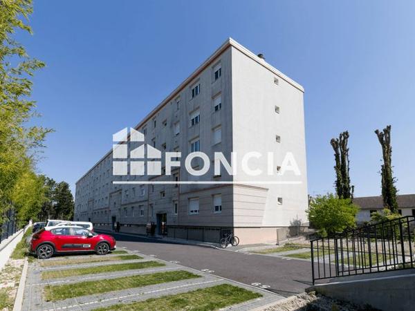 À vendre Appartement 4 pièces 69.99 m² - Reims 51100