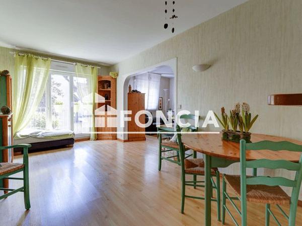 À vendre Appartement 4 pièces 69.99 m² - Reims 51100