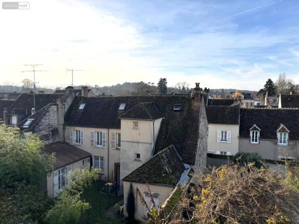 Appartement ancien à vendre à Nemours en Seine-et-Marne (77140), ref : 145   
centre-ville