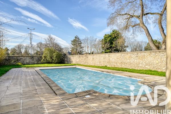 Maison à vendre 10 pièces 246,75 m² Triel-sur-Seine