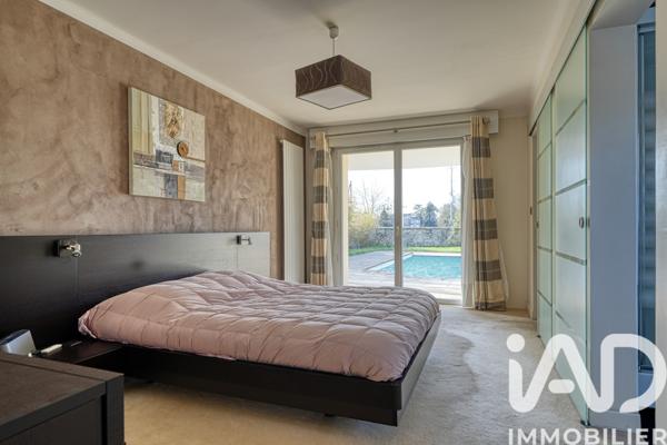 Maison à vendre 10 pièces 246,75 m² Triel-sur-Seine