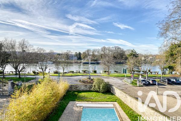 Maison à vendre 10 pièces 246,75 m² Triel-sur-Seine