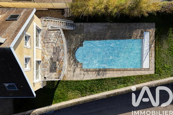 Maison à vendre 10 pièces 246,75 m² Triel-sur-Seine