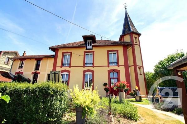 Maison à vendre  6 pièces - 180 m 2   CHATEAU THIERRY  - 02