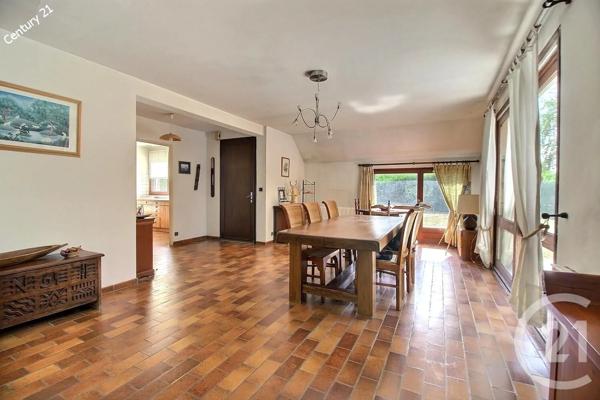 Maison à vendre  6 pièces - 180 m 2   CHATEAU THIERRY  - 02