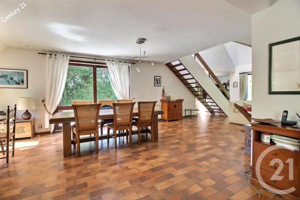 Maison à vendre  6 pièces - 180 m 2   CHATEAU THIERRY  - 02