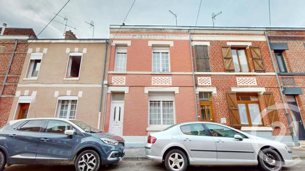 Maison à vendre  7 pièces - 133,22 m 2   ST QUENTIN  - 02