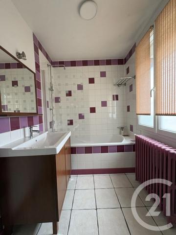 Maison à vendre  7 pièces - 133,22 m 2   ST QUENTIN  - 02
