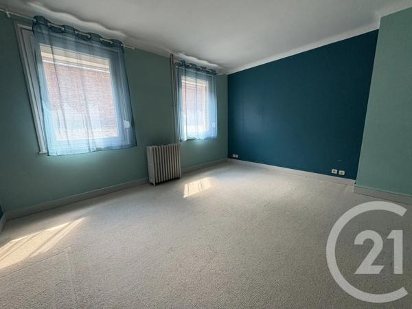 Maison à vendre  7 pièces - 133,22 m 2   ST QUENTIN  - 02