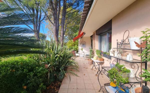 Maison à vendre    5 pièces •  Montfavet - Avignon