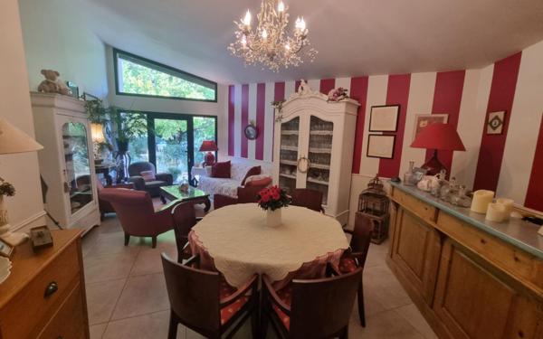 Maison à vendre    5 pièces •  Montfavet - Avignon