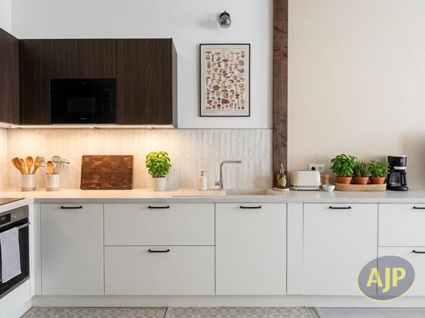 Maison à vendre Castelnau De Medoc - 6 pièces, 200m² avec 5 chambre(s) à 330 000€ - AJP Castelnau Immobilier