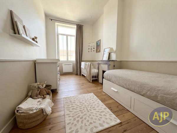 Maison à vendre Castelnau De Medoc - 6 pièces, 200m² avec 5 chambre(s) à 330 000€ - AJP Castelnau Immobilier