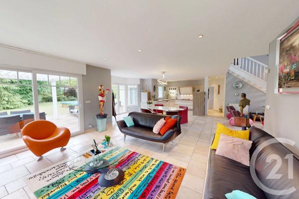 Maison à vendre  5 pièces - 205,05 m 2   MORCOURT  - 02