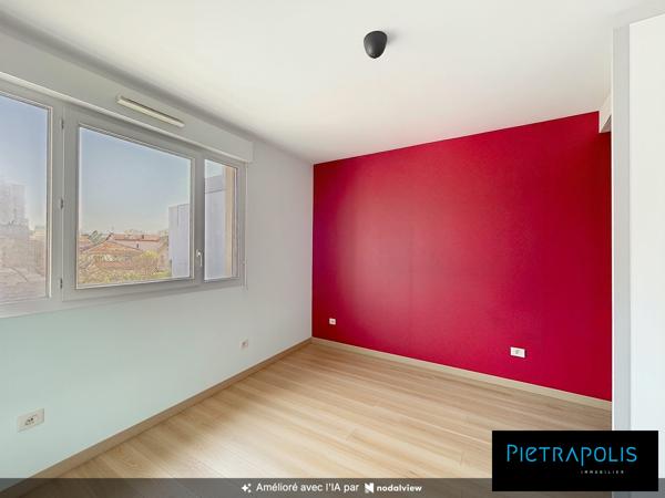 T4 - 78m2-balcon-garage fermé-résidence de 2012