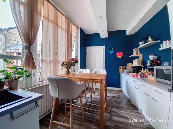 MAISON DE VILLE DE 7 PIECES 72800 LE LUDE