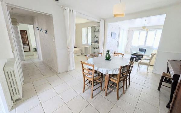 Maison à vendre    5 pièces •  Avignon