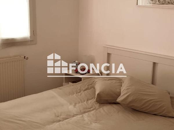 Location Maison 5 pièces 125 m² - 17 RUE DE LA SYRAH Caissargues 30132