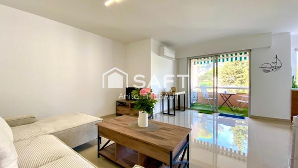 Boulouris- Appartement rénové avec aperçu mer