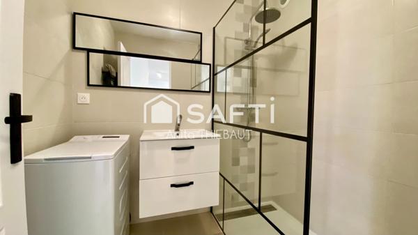 Boulouris- Appartement rénové avec aperçu mer