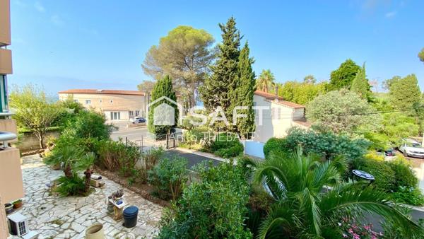 Boulouris- Appartement rénové avec aperçu mer