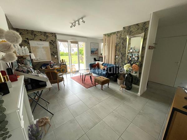 Vente
                Appartement60 m² - 3 Pièces -
                    CAEN (14000)