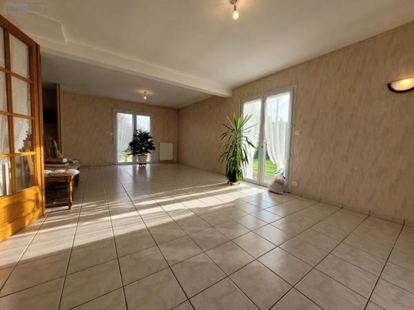 Maison à vendre à Servon-sur-Vilaine en Ille-et-Vilaine (35530), ref : 019/5486 JLL