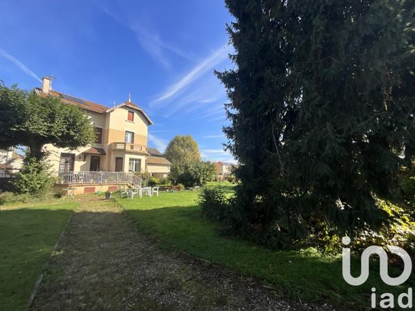 Maison à vendre 5 pièces 165 m² Les Abrets en Dauphiné