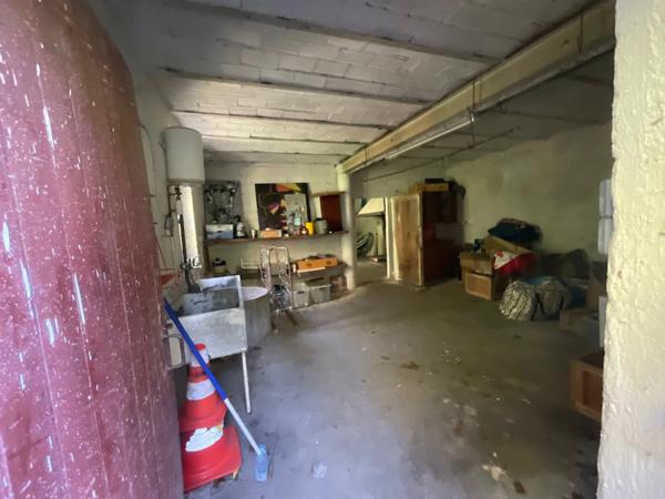 Propriete à vendre 32 pièces AIGUEFONDE (81)