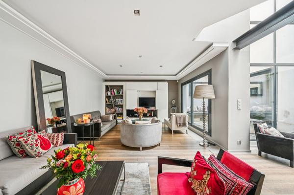 Vente Hôtel particulier Paris 15 7 Pièces 300 m²