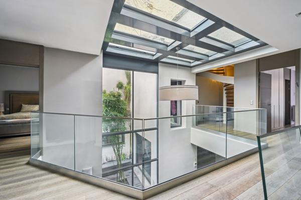 Vente Hôtel particulier Paris 15 7 Pièces 300 m²