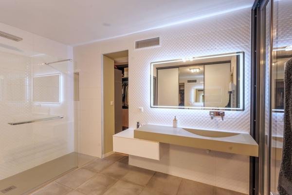Vente Maison de luxe Sète 7 Pièces 304 m²