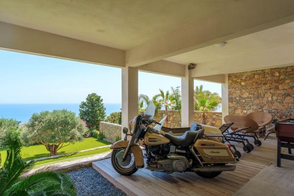 Vente Maison de luxe Sète 7 Pièces 304 m²